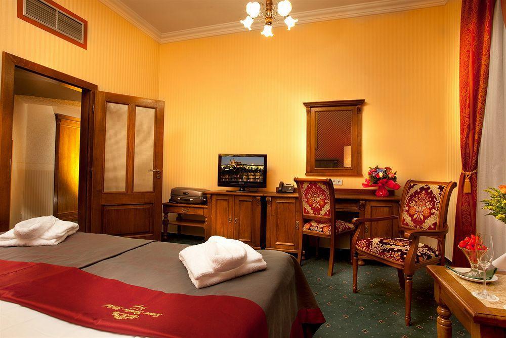 Green Garden Hotel Prague Exterior photo