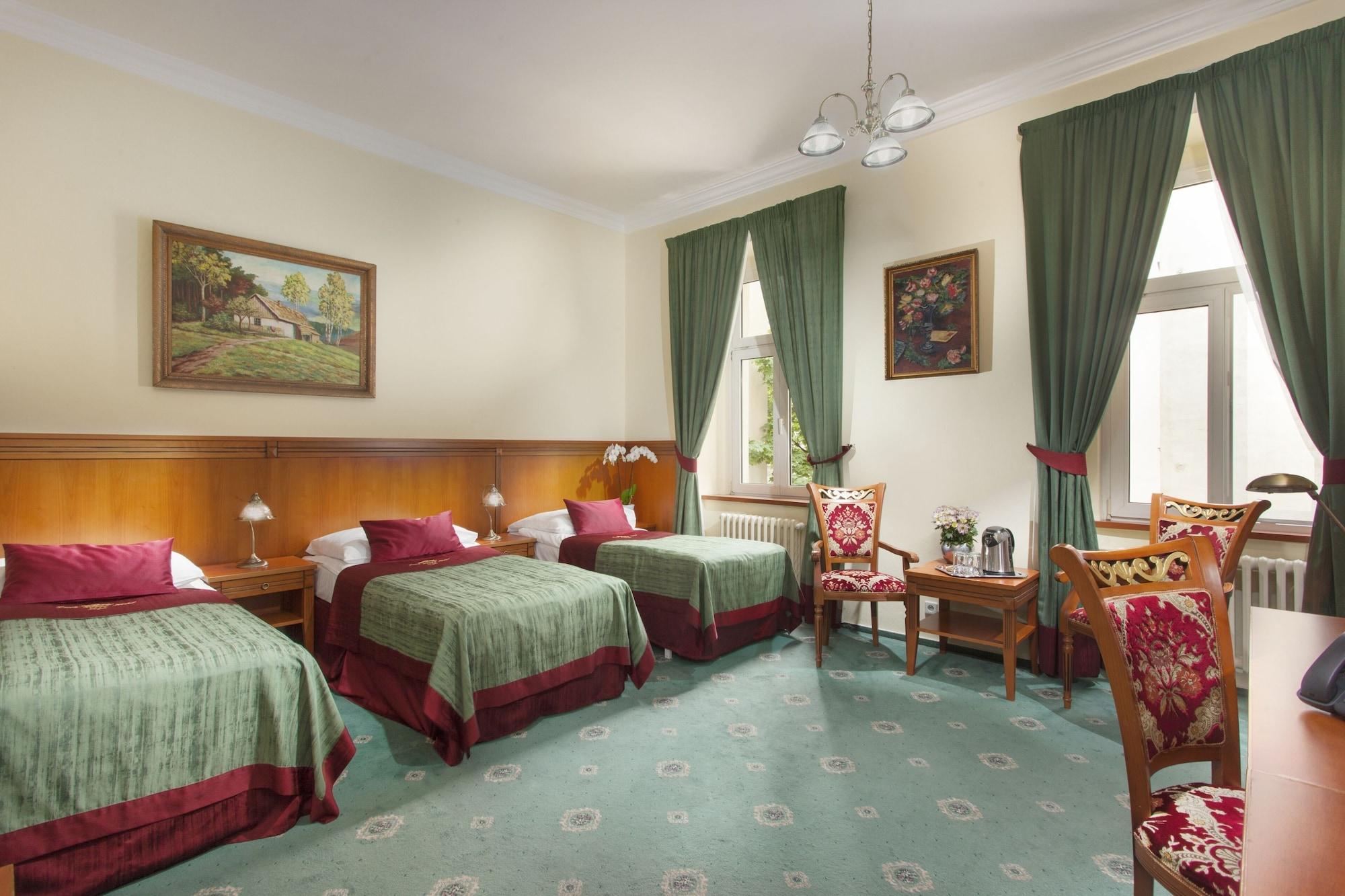 Green Garden Hotel Prague Exterior photo