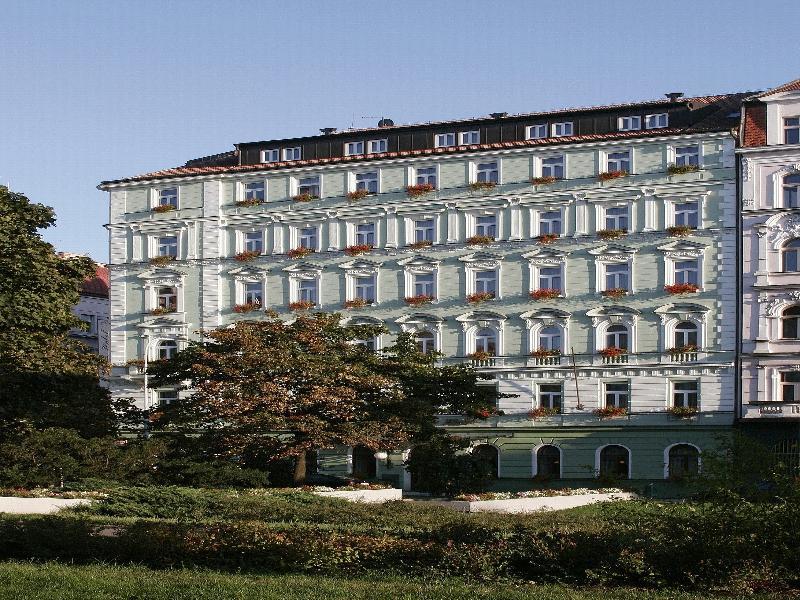 Green Garden Hotel Prague Exterior photo