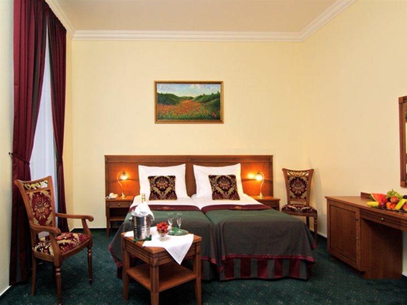 Green Garden Hotel Prague Exterior photo