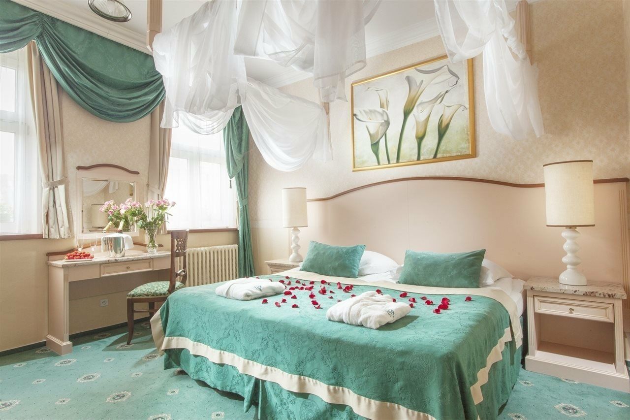 Green Garden Hotel Prague Exterior photo